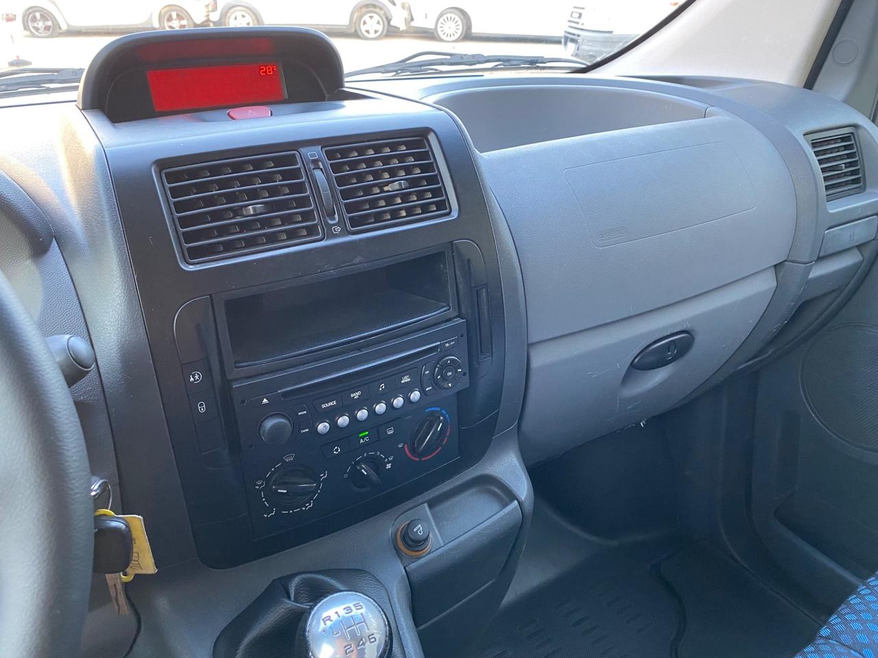 Fiat Scudo 2.0 Diesel 9 Posti Apertura DX-SX