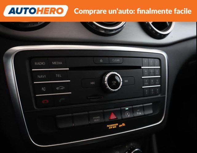 MERCEDES-BENZ GLA 200 d Automatic Sport