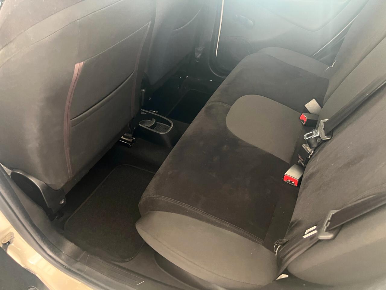 Lancia Ypsilon 1.2 69 CV 5 porte GPL Ecochic Gold OK NEOPATENTATI