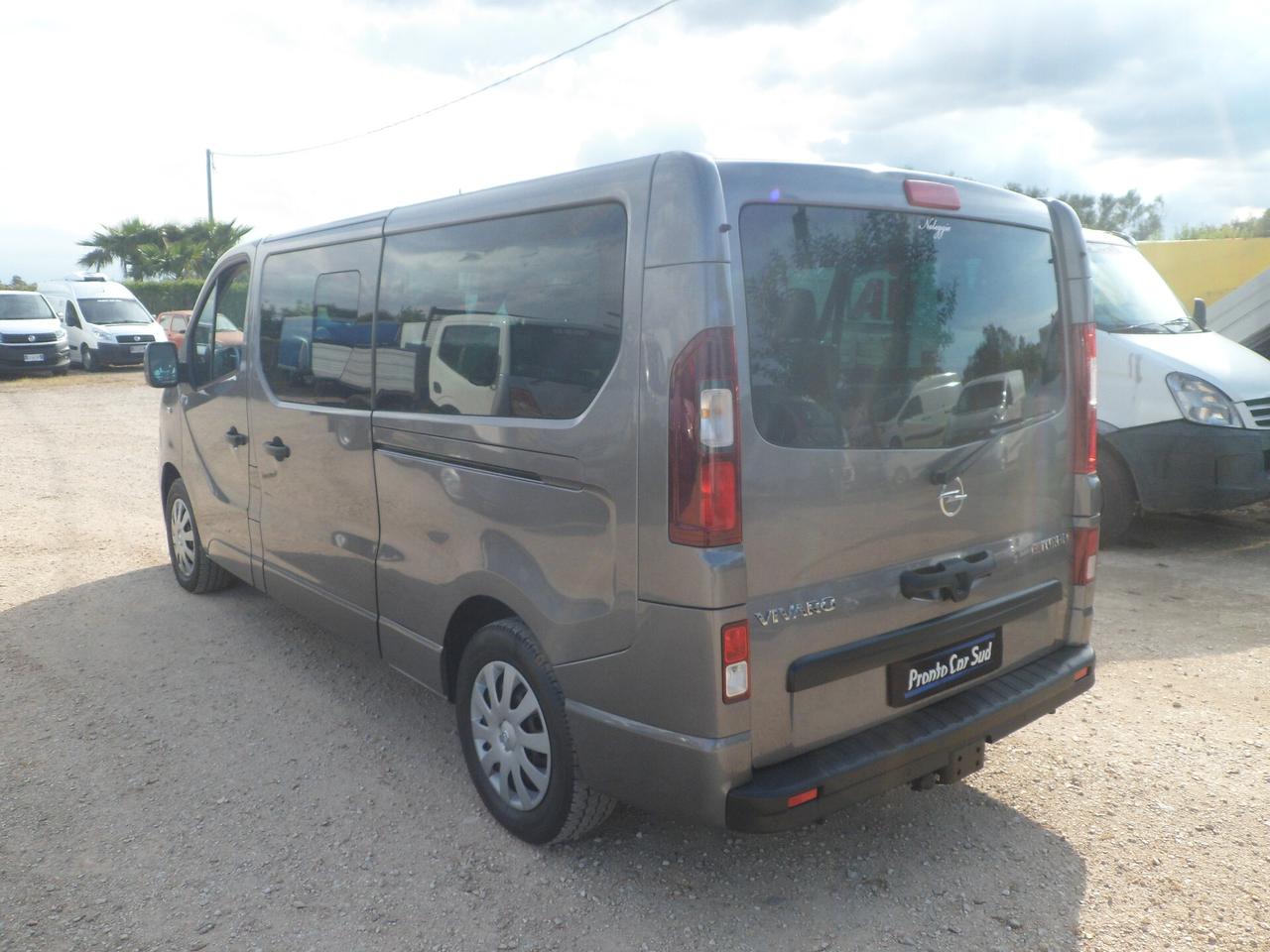 Opel Vivaro 9 posti maxi