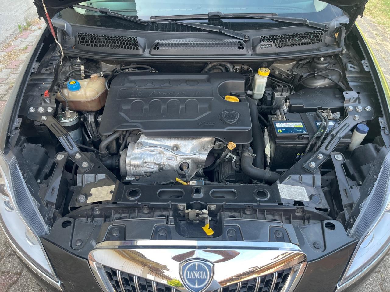 Lancia Delta 1.6 MJT Platino NUOVISSIMA
