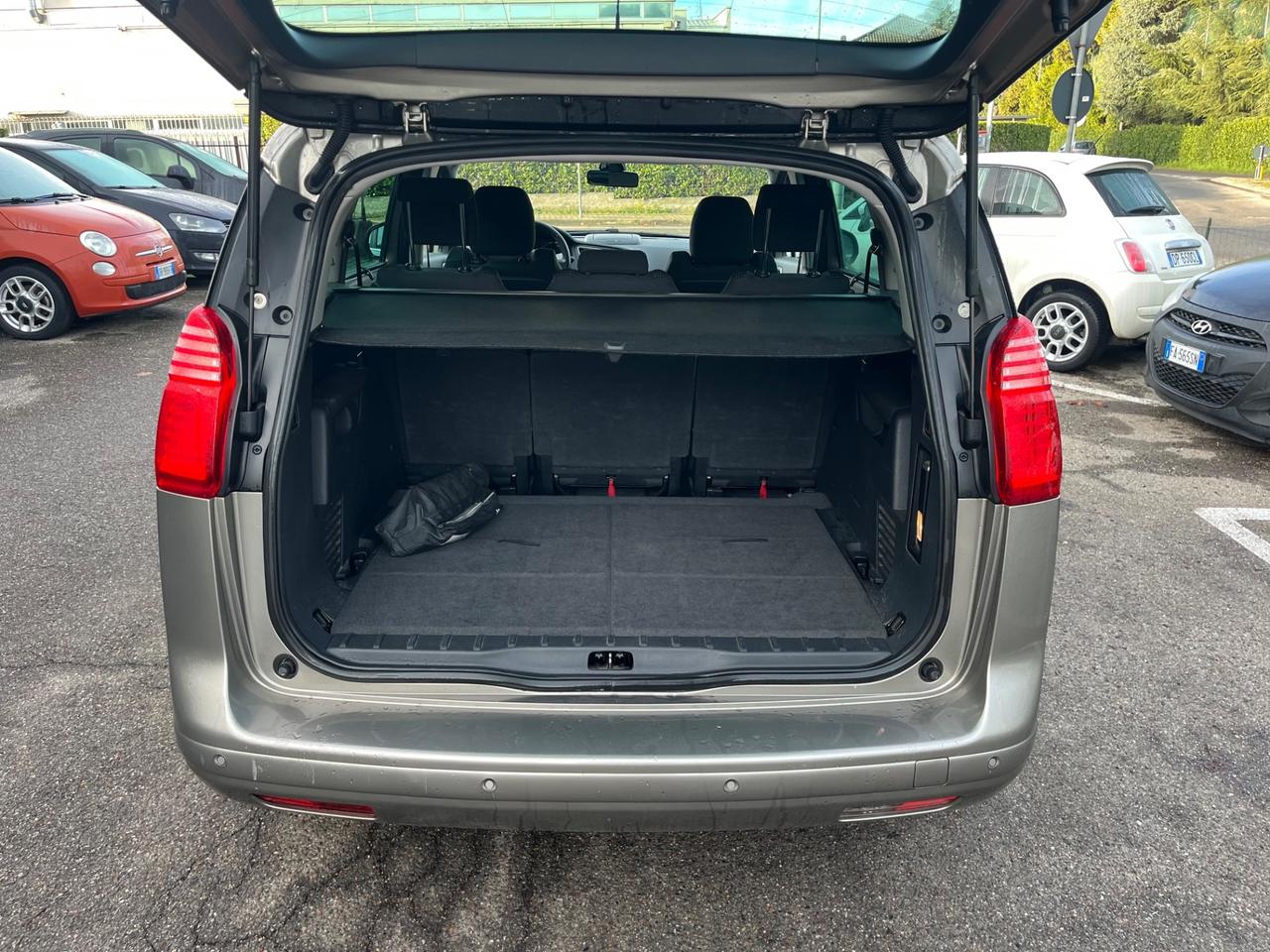 Peugeot 5008 1.6 HDi 112CV Business