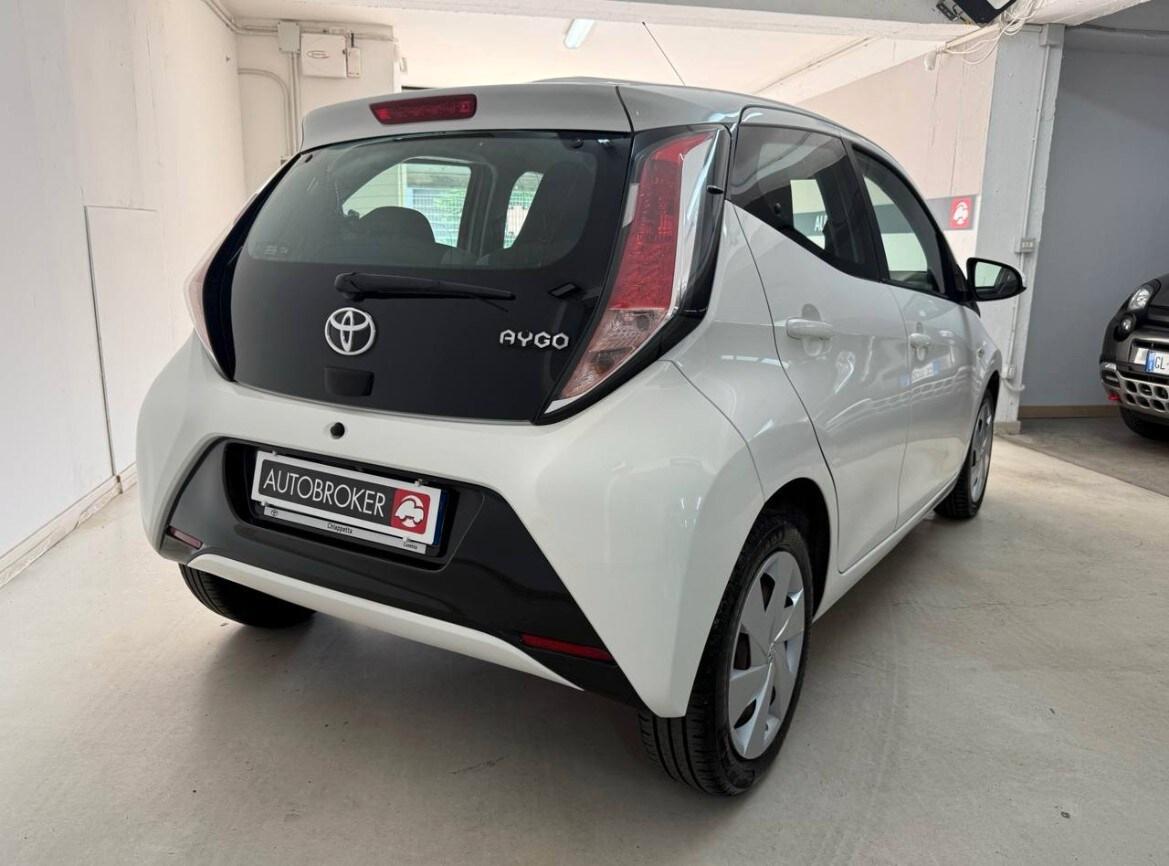 TOYOTA Aygo 2ª serie Aygo 1.0 VVT-i 69 CV 5 po...