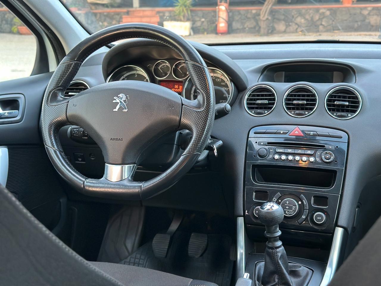 Peugeot 308 1.6 8V e-HDi 115CV Stop&Start 5p. Access