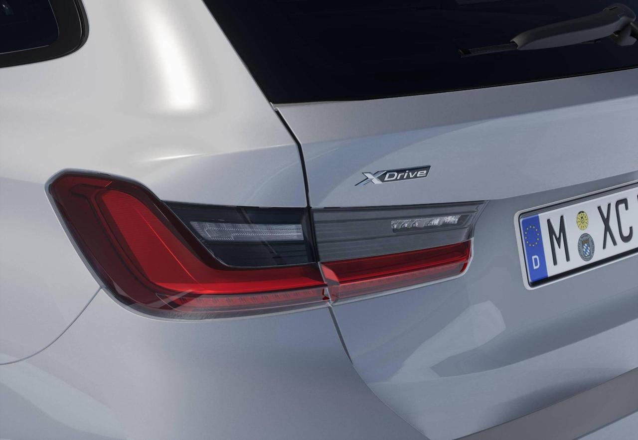 BMW Serie 3 330e Touring xDrive MSport