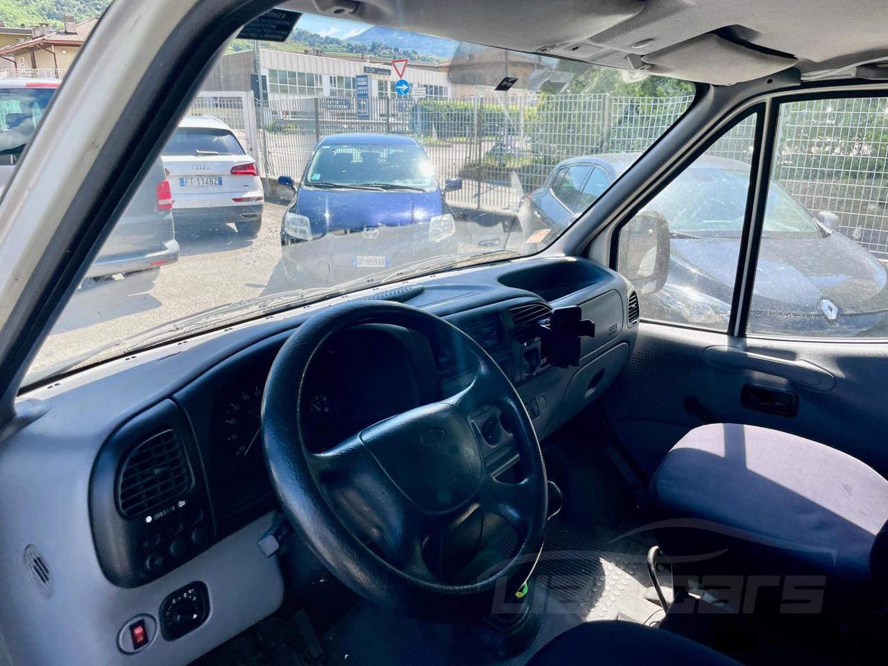 Ford TRANSIT 120 s 2.5