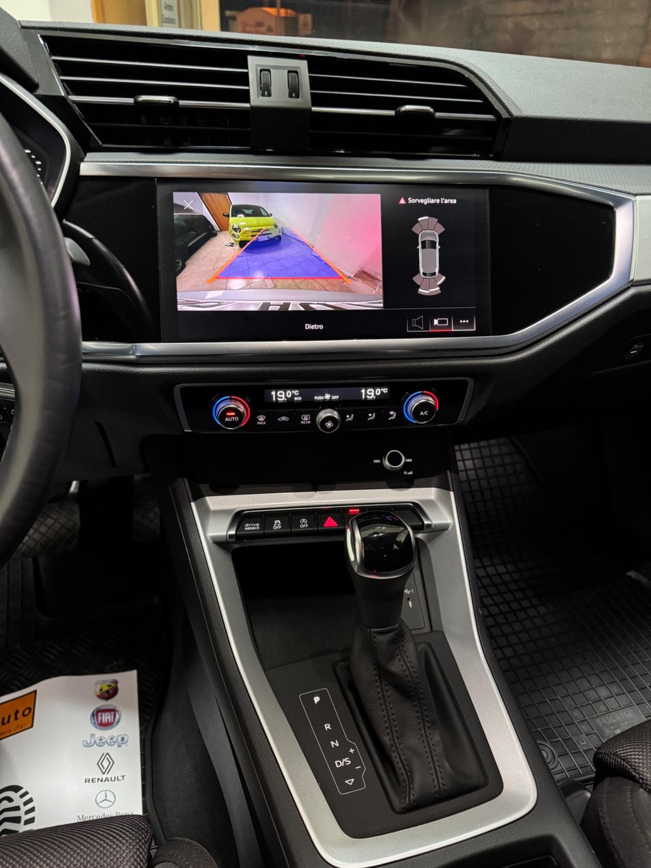 Audi Q3 35 TDI S tronic S line 2021 unico proprietario 22779km