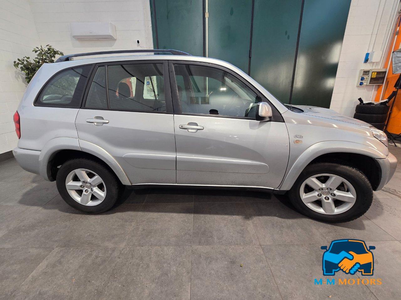Toyota RAV4 5 Porte RAV4 5p 2.0 d-4d 16v FL