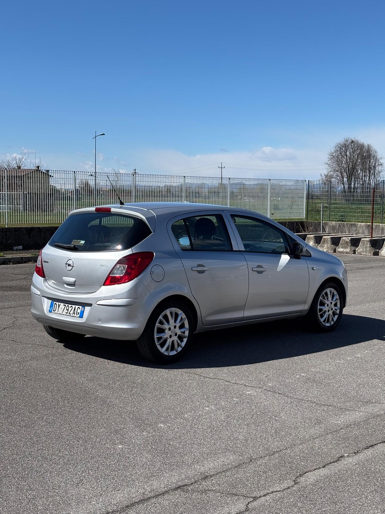 Opel Corsa 1.2 80CV GPL GARANZIA