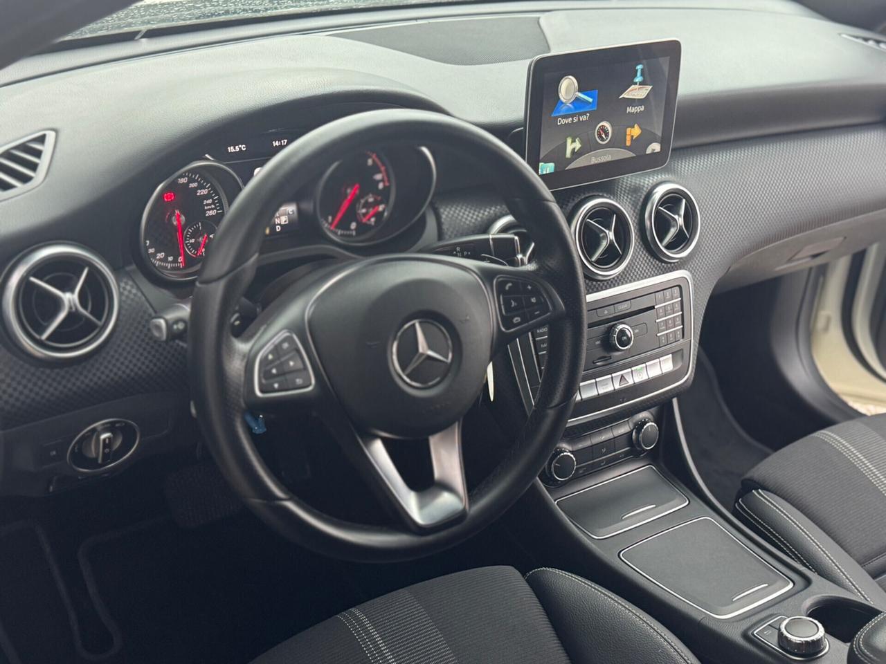 Mercedes-benz A 180 d Automatico Sport