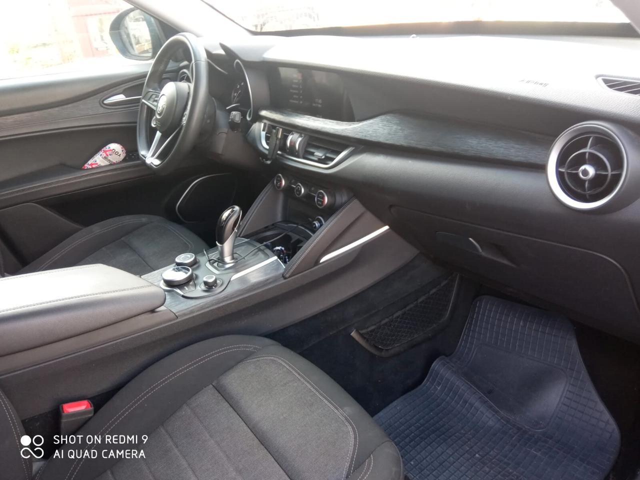 Alfa Romeo Stelvio 2.2 Turbodiesel 160 CV AT8 RWD Sport-Tech