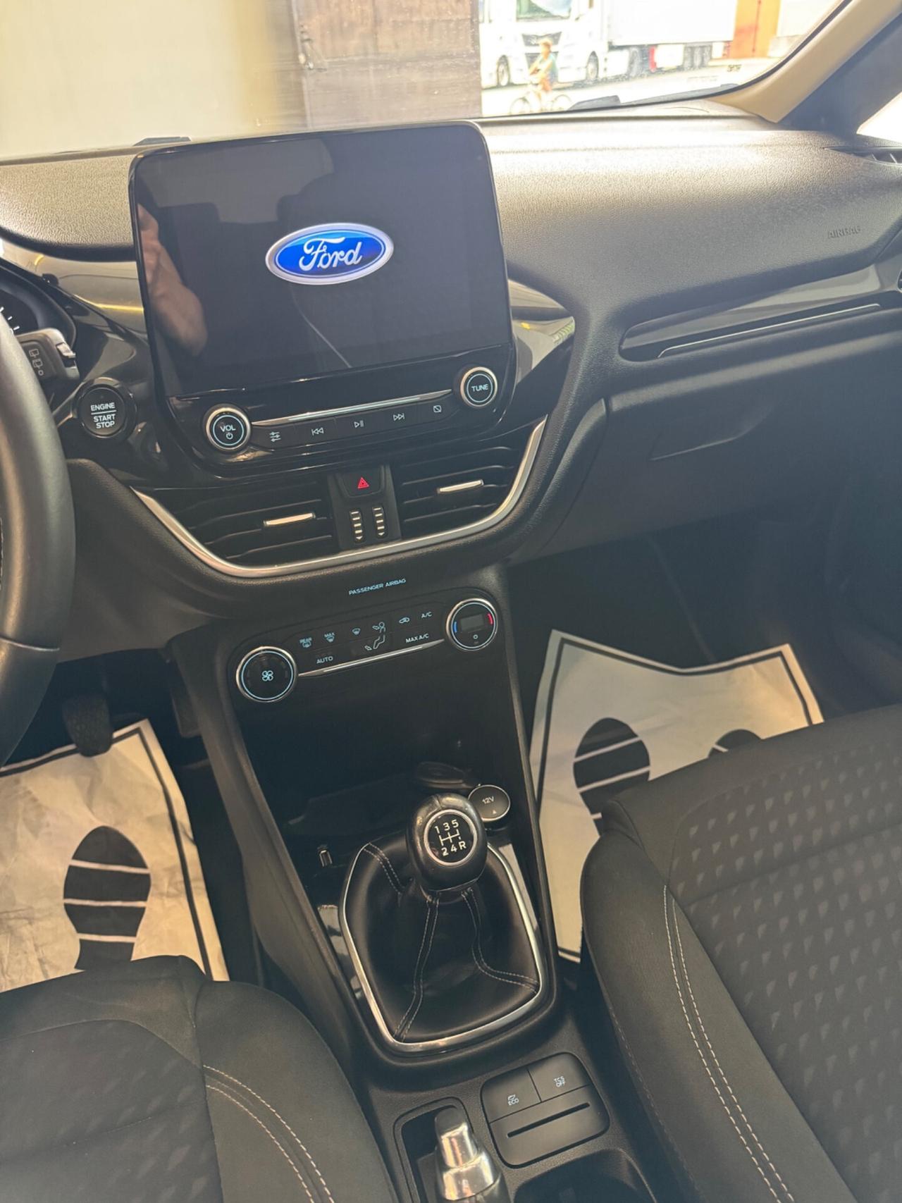 Ford Fiesta 1.1 85 CV TITANIUM