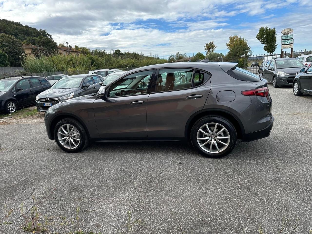 Alfa Romeo Stelvio 2.2 Turbodiesel 210 CV AT8 Q4 Business