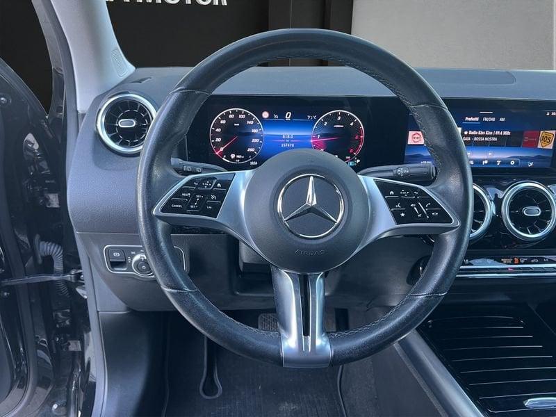 Mercedes-Benz GLA GLA 180 d Progressive Advanced auto