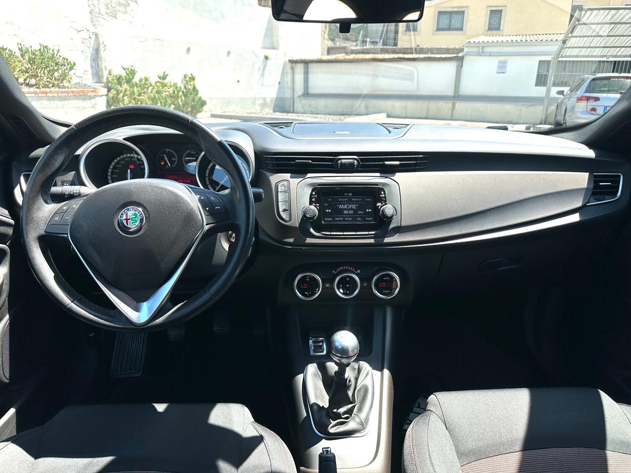 Alfa Romeo Giulietta 2.0 JTDm-2 150 CV allestimenti sportiva quadrifoglio