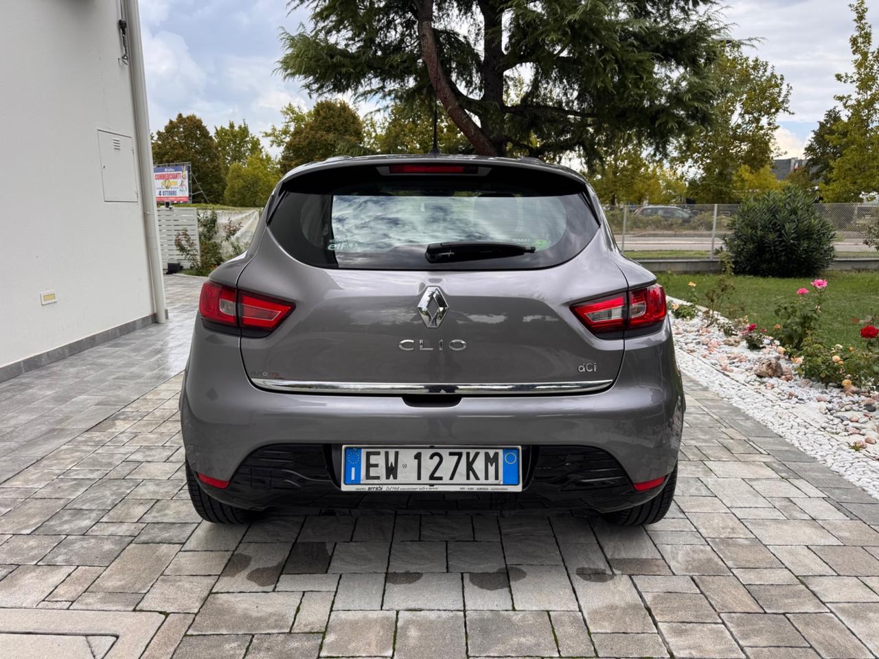 Renault Clio 1.5 dCi 8V 75CV 5 porte Costume National OK NEOPATENTATI