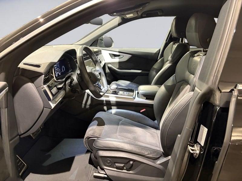 Audi Q8 Q8 45 3.0 tdi mhev Sport quattro tiptronic