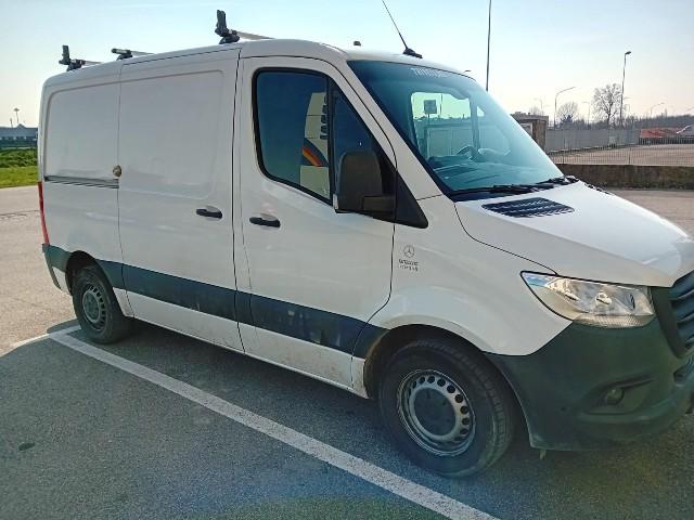 Mercedes-Benz SPRINTER 211 F 32/20 H1 9G TRONIC