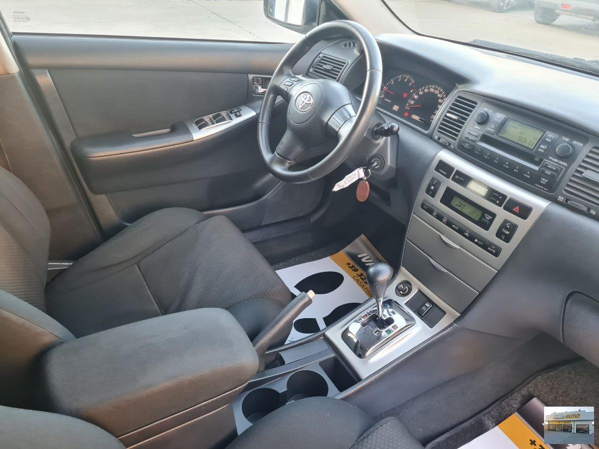 TOYOTA Corolla 1.4 D-4D M-MT-Automatica