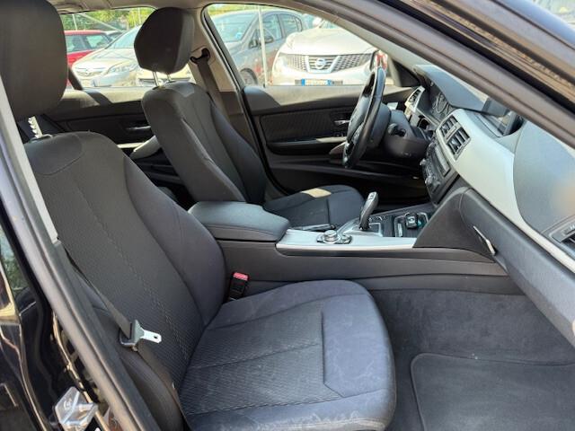 Bmw 318 318d Touring Luxury automatica