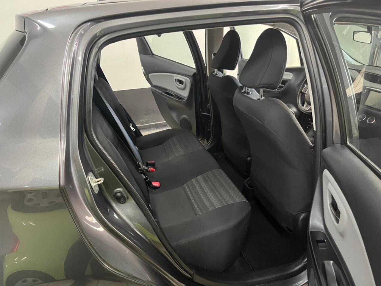 Toyota Yaris 1.0 gpl red edition full 2016