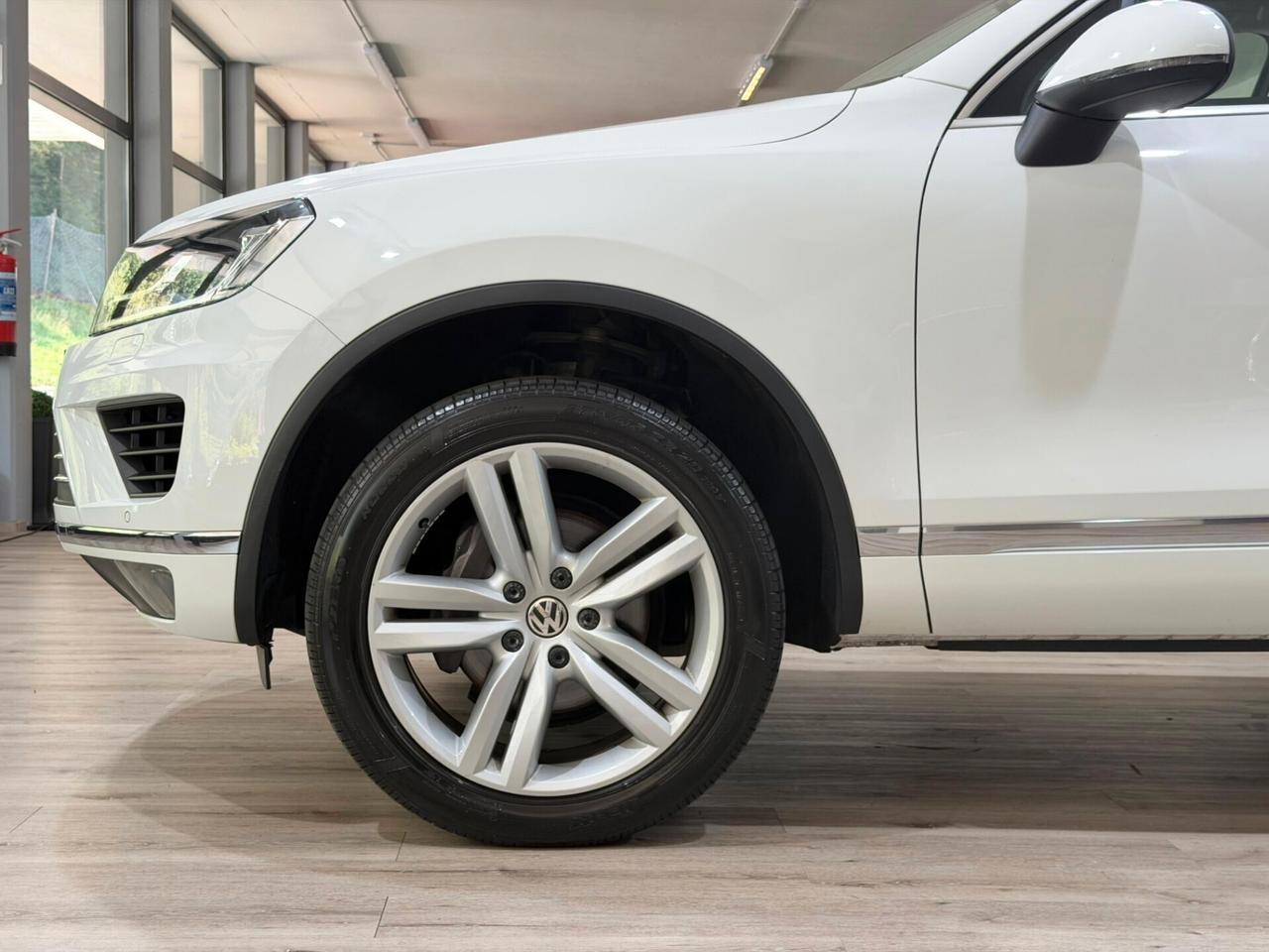 VW TOUAREG 3.0TDI 262cv TIP 4MOTION 85000km GANCIO