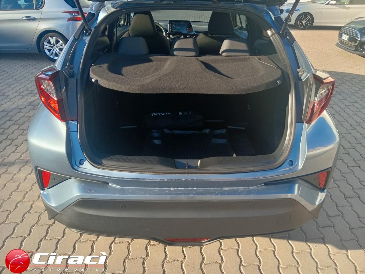 Toyota C-HR 1.8 Hybrid E-CVT Trend