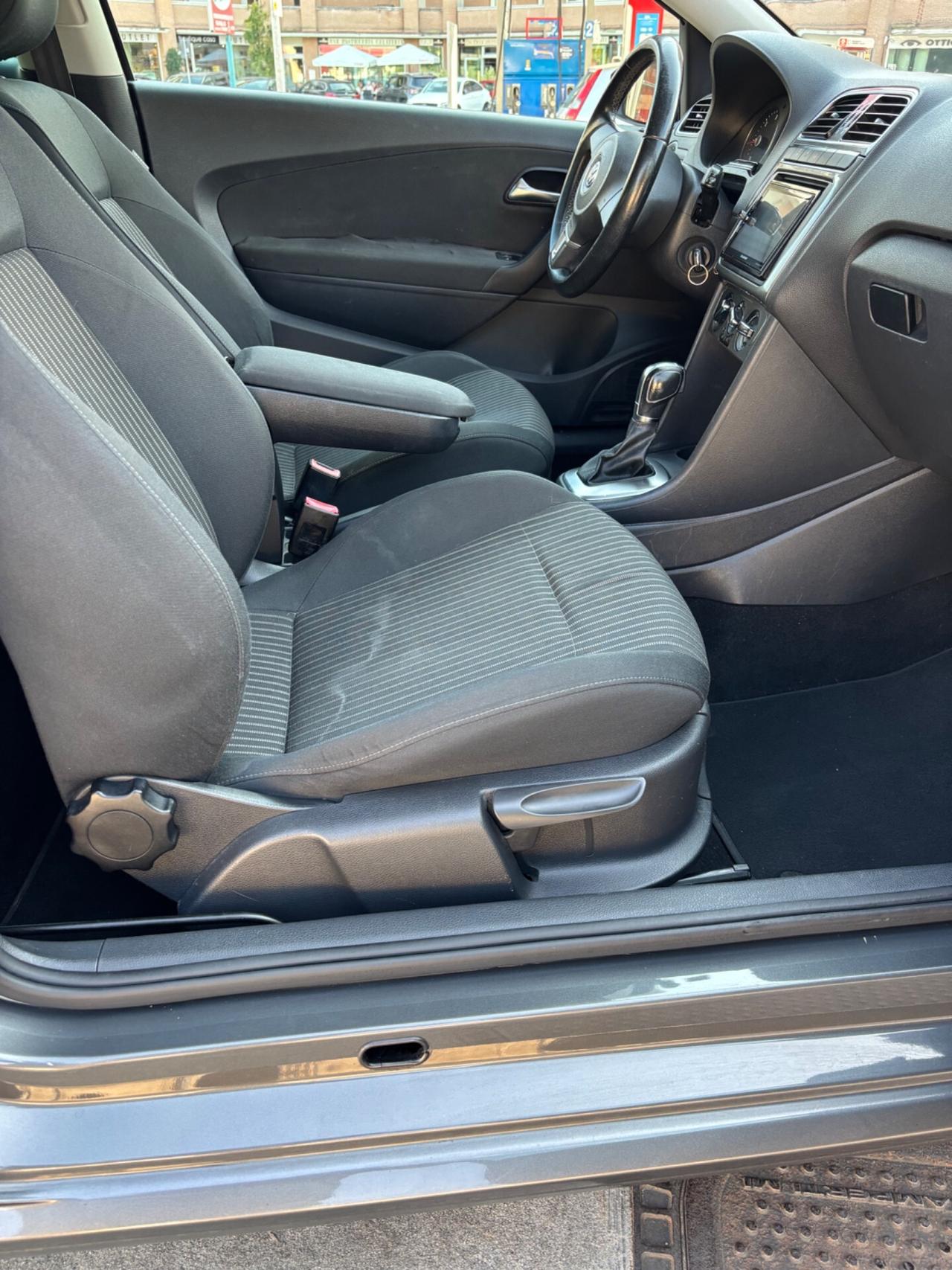 Volkswagen Polo 1.6TDI 3 porte cambio automatico DSG