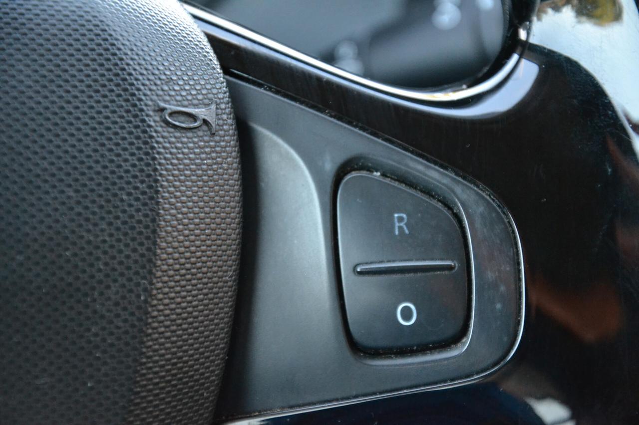 Renault Captur 1.5 dCi Energy R-Link: Prezzo Reale Senza Sorprese!