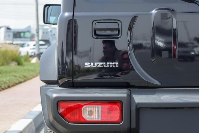 SUZUKI Jimny 1.5 GL Autovettura 4 Posti Nuova Di Fabbrica