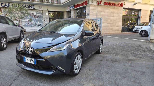 TOYOTA Aygo 1.0 VVT-i 69 CV 5 porte x-business