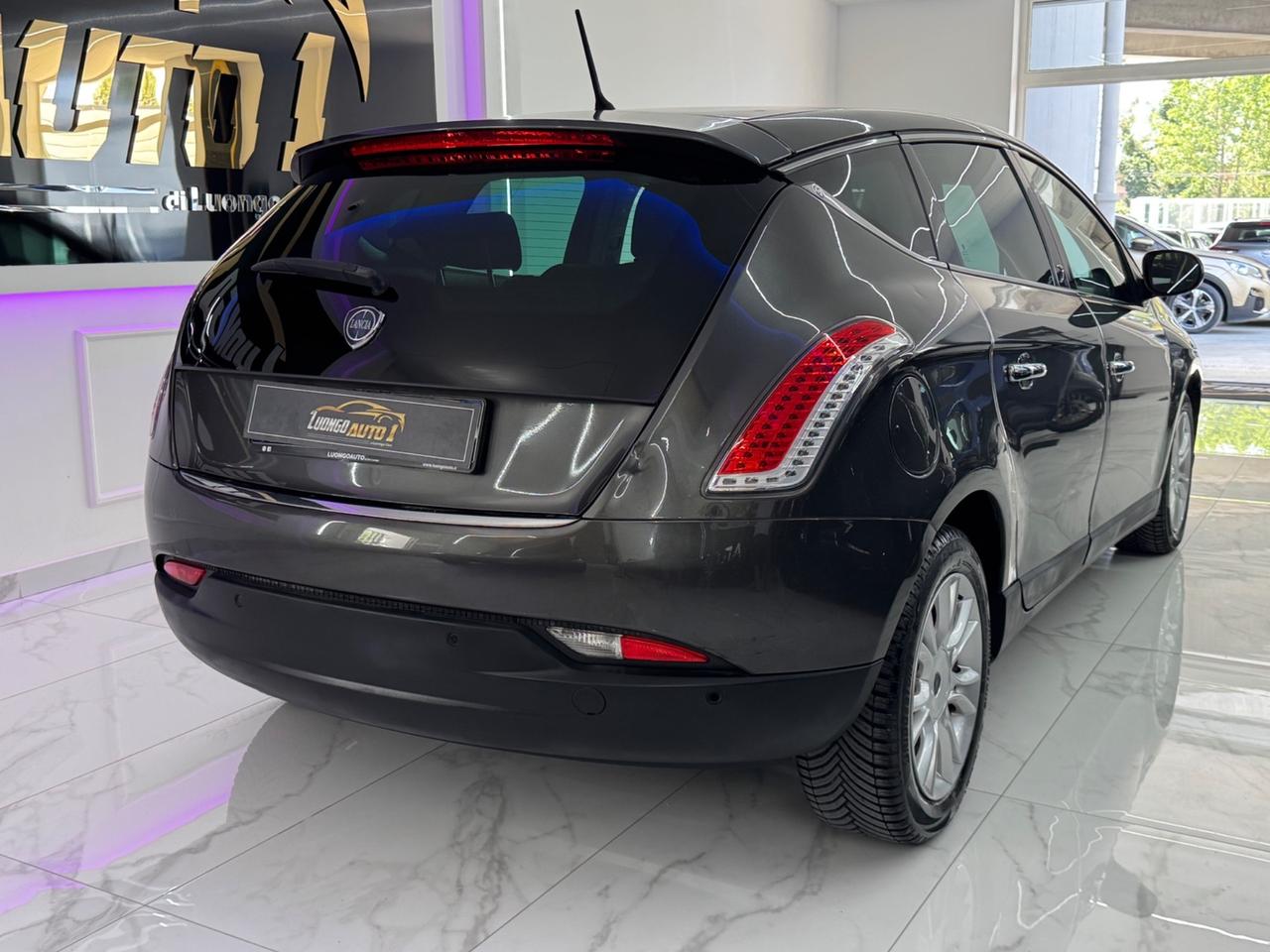 Lancia Delta 1.6 MJT Gold Full Opt