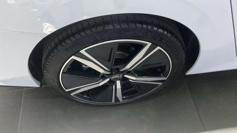 Peugeot 308 PureTech Turbo 130 S&S EAT8 SW GT