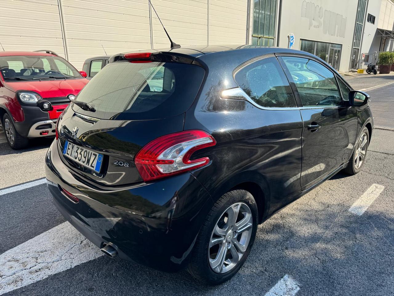 Peugeot 208 1.4 HDi 68 CV 3 porte Allure 2015 Tetto panoramico