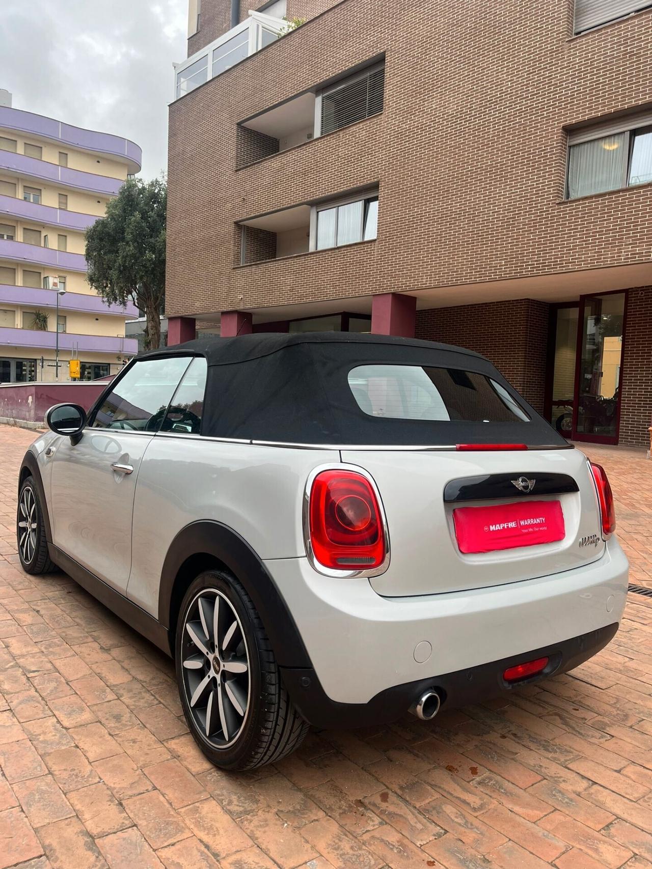 Mini Mini 1.5 Cooper D Cabrio