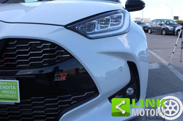 TOYOTA Yaris 4 SERIE 1.5 HYBRID GR SPORT