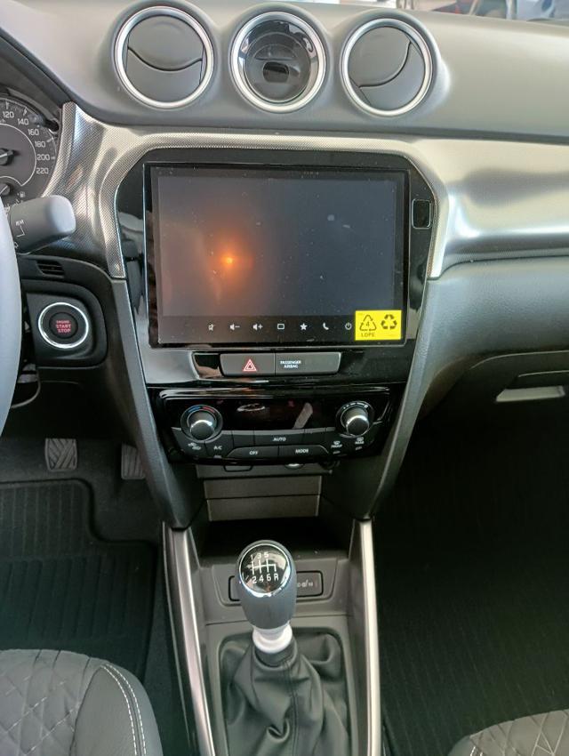 SUZUKI Vitara 1.4 Hybrid Top