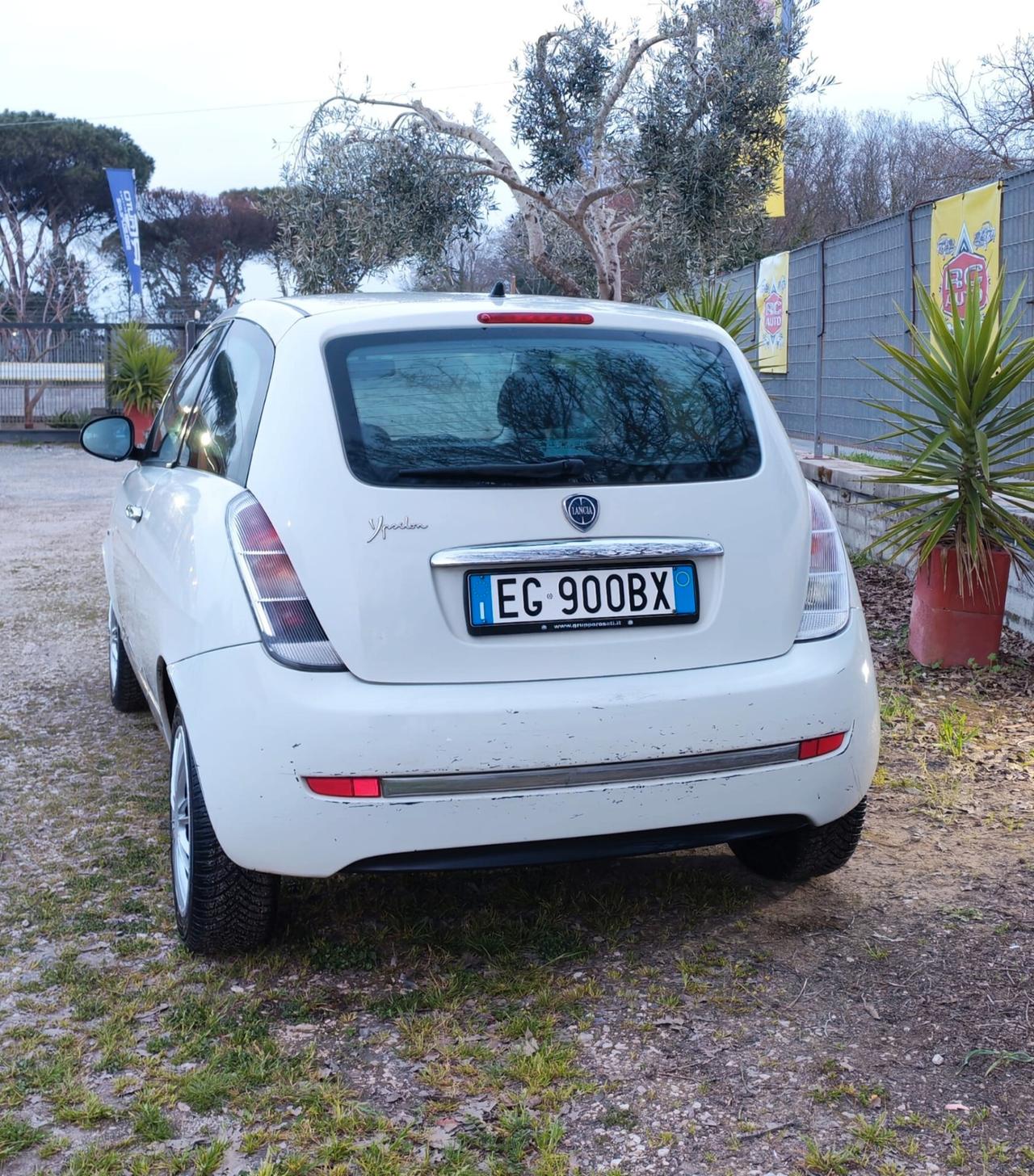 Lancia Ypsilon 1.2 69 CV Elle