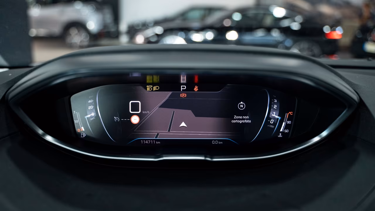 Peugeot 5008 1.5 BLUEHDI ALLURE PACK EAT8 7 POSTI S&S 131 CV AUTO VIRTUAL FULL OPTIONAL
