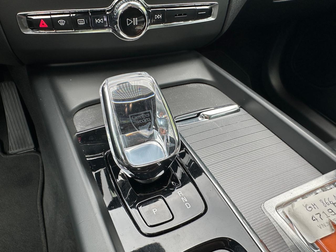Volvo XC 60 B5 (d) AWD Ultimate Dark - 2023