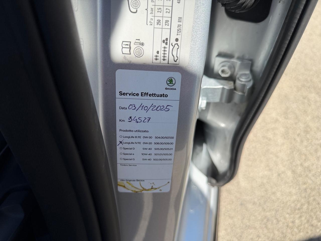Volkswagen Golf 1.5 eTSI 150 CV EVO ACT DSG R-Line