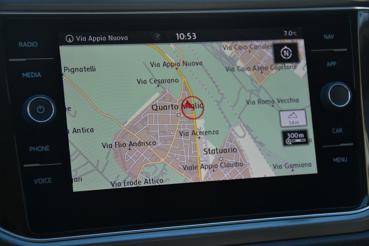 Volkswagen T-Roc 1.6 TDI 116CV STYLE NAVI+RCAM+LED+PDC+CRUISE ADAT.