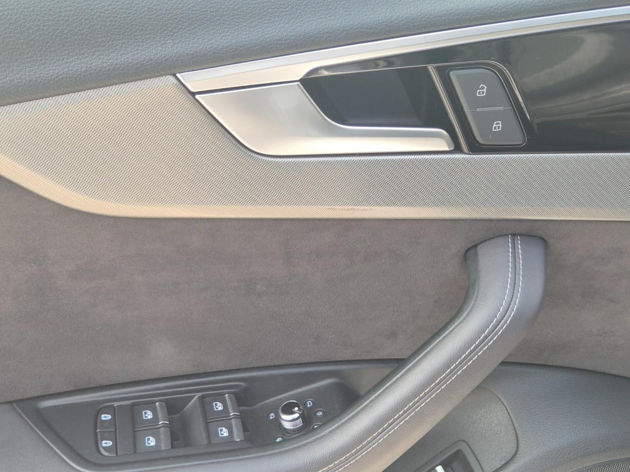 Audi A4 allroad 45 TDI tiptronic Business Evolution