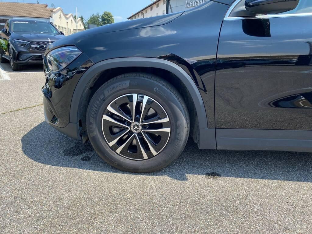 Mercedes GLA 180 180 D Advanced 8G-DCT
