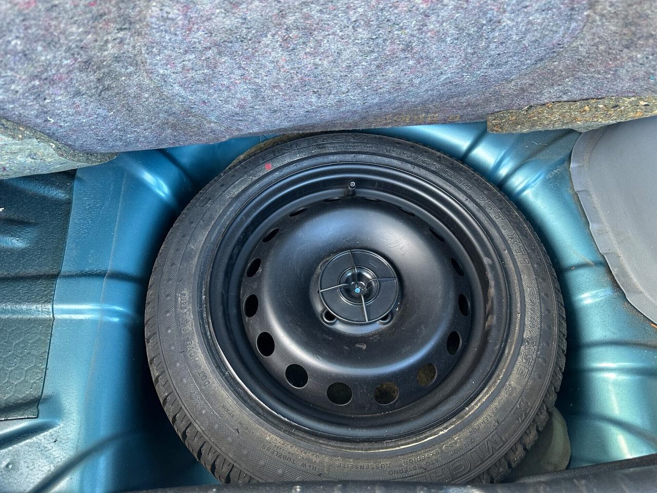 Renault Twingo 1.2i cat Authentique Neopatentati