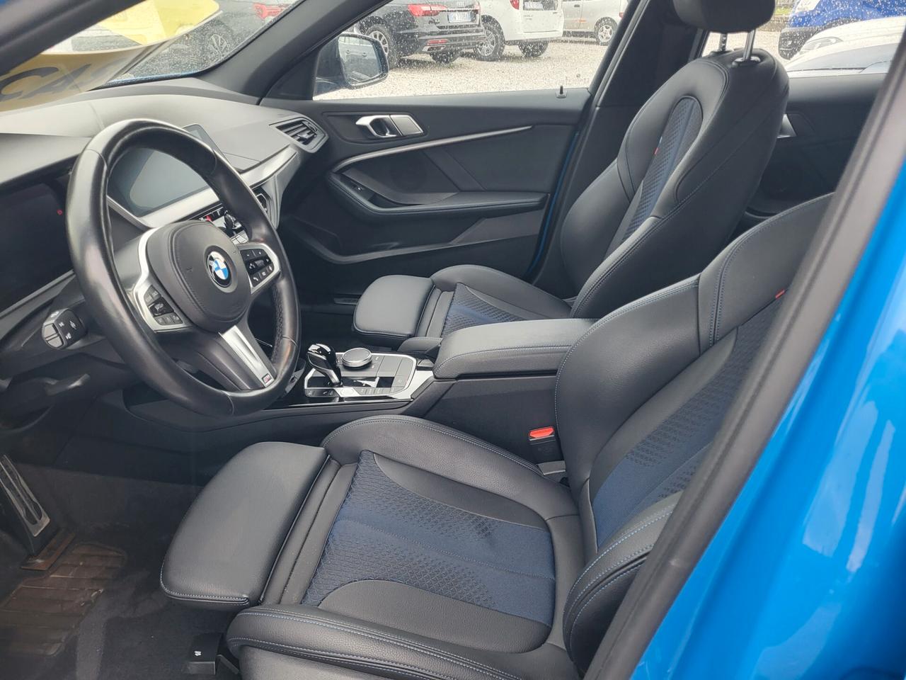 Bmw 118 118d 5p. Msport