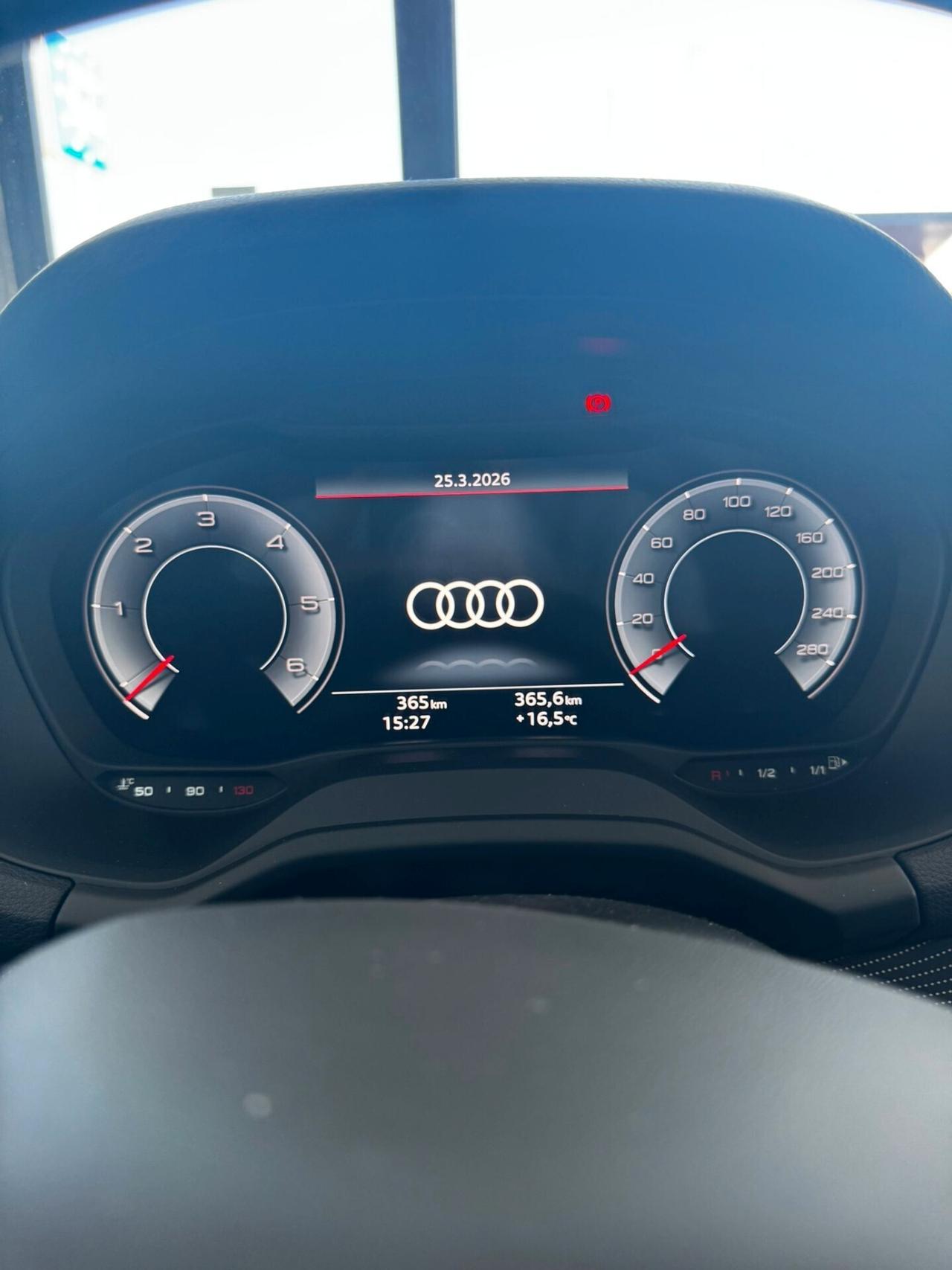 Audi Q2 35 TDI S tronic Identity Black