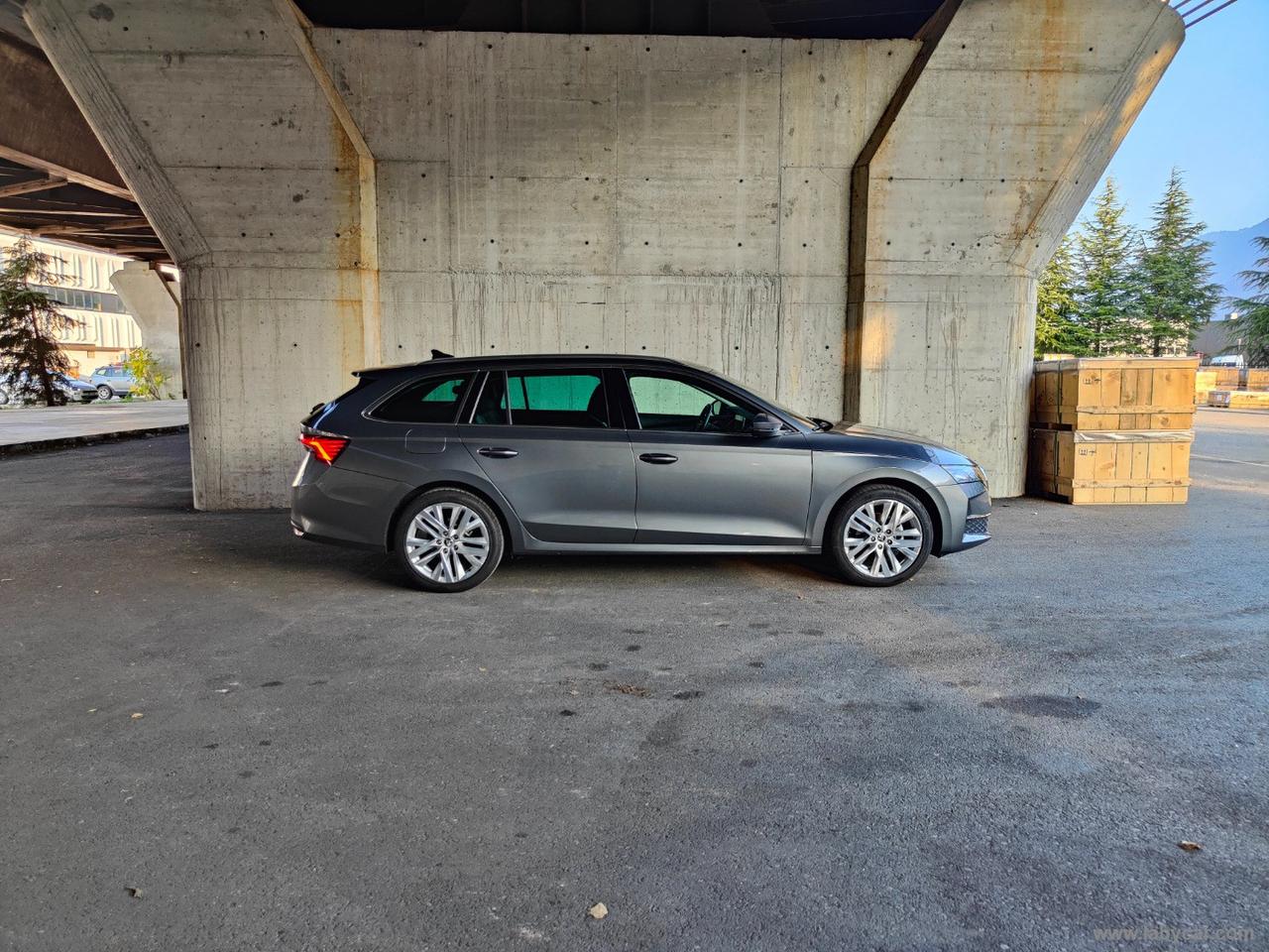 SKODA Octavia 1.5 e-TEC DSG Style WAGON GANCIO GARANZIA UFF