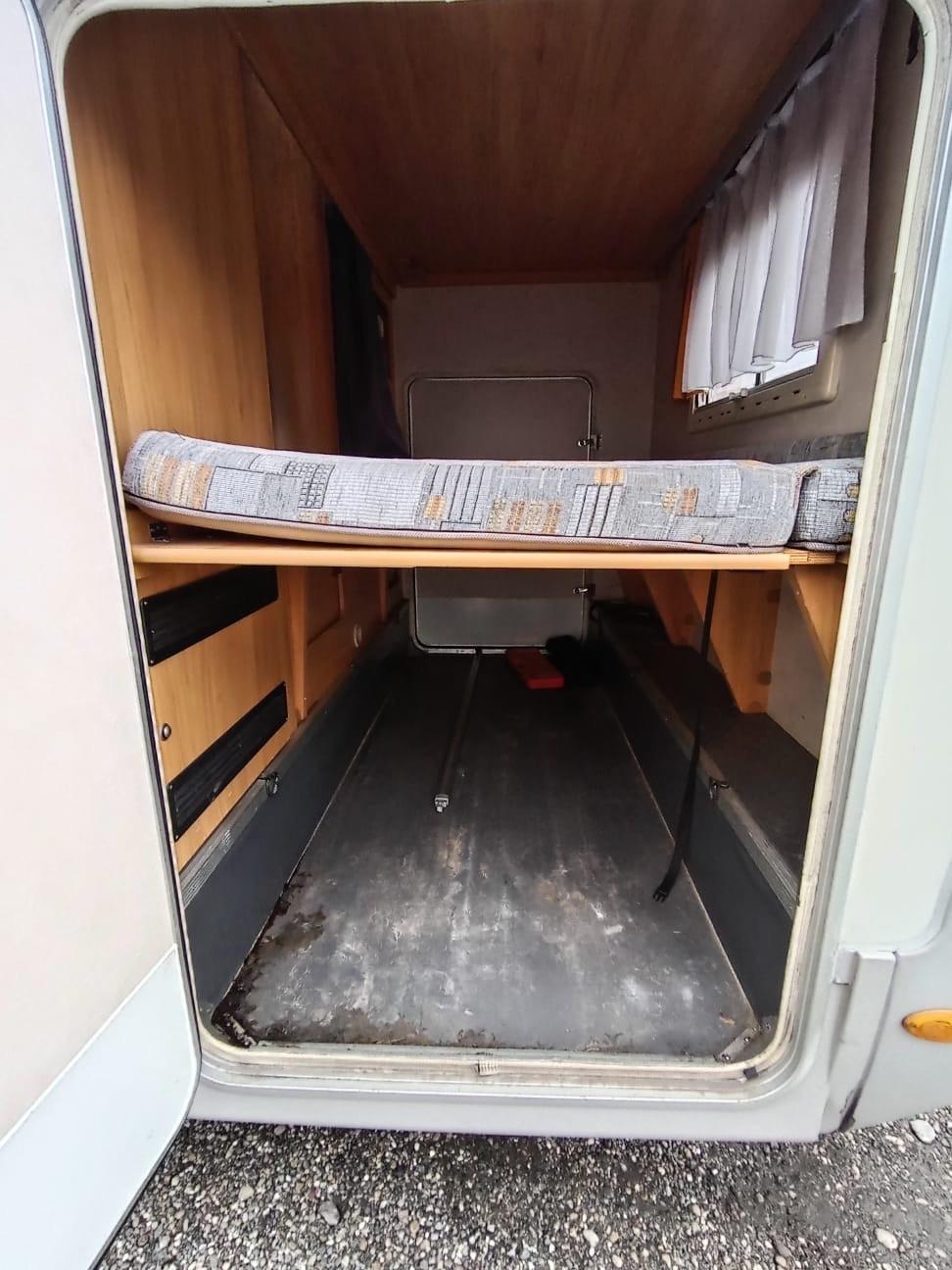 MANSARDATO adria CORAL del 2005 in saldo 733