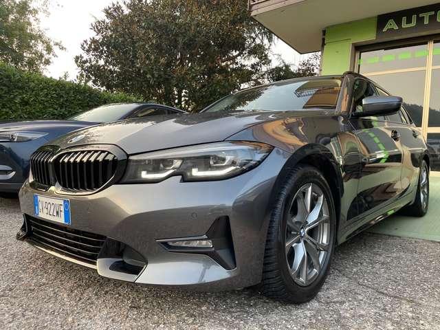 BMW 318 Touring mhev 48V Sport Automatica Full Service